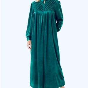 Long Velour Zip Front Robe Size Large